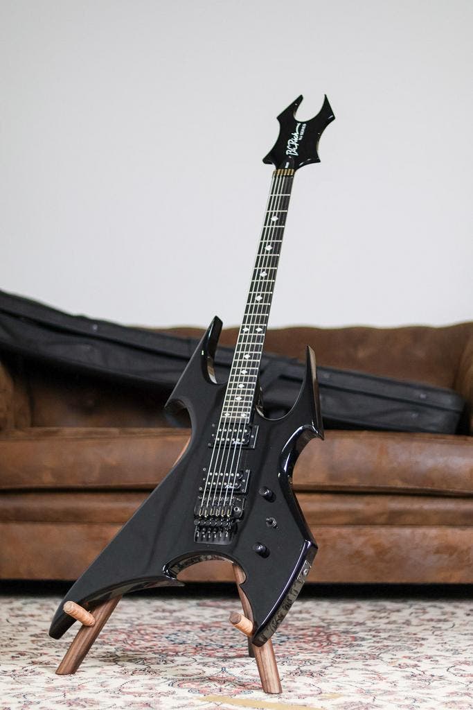 B.C. Rich NJ Series Beast 2000 | Black, Musique & Instruments, Instruments à corde | Guitares | Électriques, Envoi