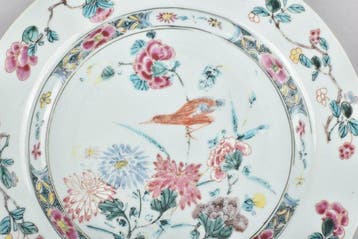 Bord - UNUSUAL CHINESE FAMILLE ROSE VERTE DECORATED WITH A