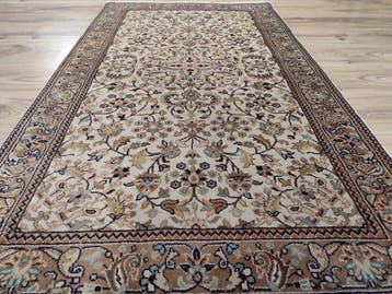 Sarouck - Tapis - 1.7 m - 0.92 m - La fleur Royal Design!, Maison & Meubles, Ameublement | Tapis & Moquettes