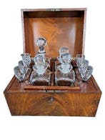 Armoire à liqueurs - Bois - Tantalus, baroque du XIXe siècle