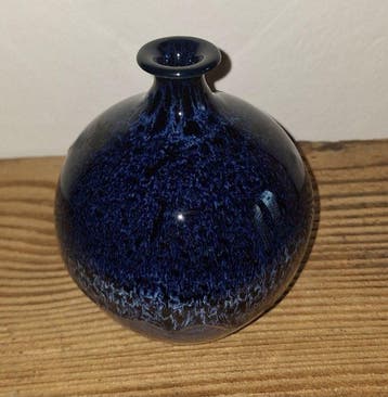A.Kiessling - Eenbloemige vaas - chunky Lava Textuur,studio