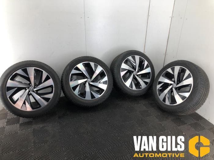 Sportvelgenset + banden Volkswagen ID.4 O339191, Autos : Pièces & Accessoires, Suspension & Châssis