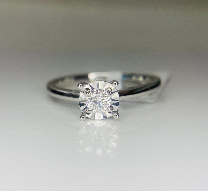 Ring - 18 karaat Witgoud Diamant (Natuurlijk), Handtassen en Accessoires, Ringen