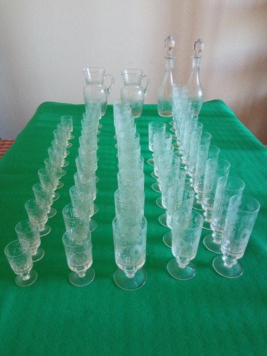 Drinkset (54) - Kristal, Antiek en Kunst, Antiek | Meubels | Tafels