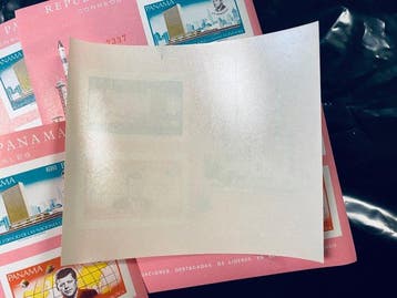 Monde - Partie variée – Feuilles postfrisées et blocs –, Postzegels en Munten, Gestempeld
