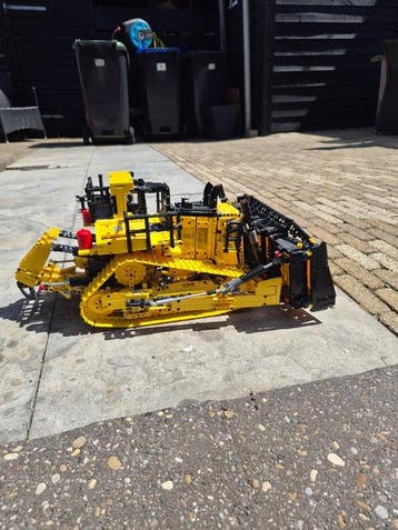 Lego Set - 42131 - Technic - LEGO Technic CAT D11 Bulldozer, Enfants & Bébés, Jouets | Duplo & Lego