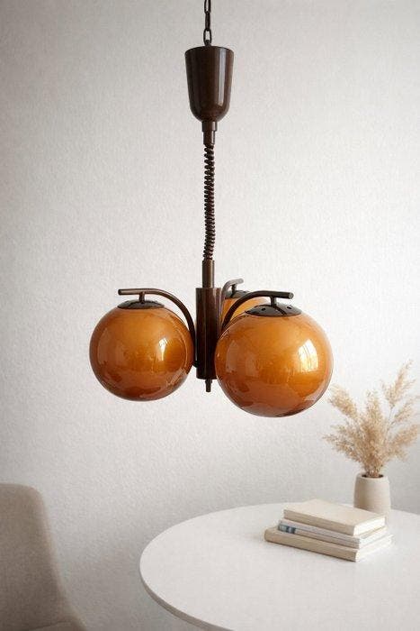 Plafondlamp - acryl - Een drie-lichts hanglamp in, Antiek en Kunst, Kunst | Designobjecten