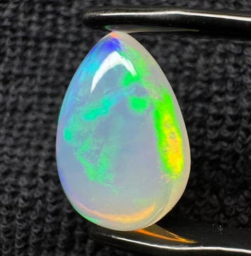 Opaal Cabochon- 3 g