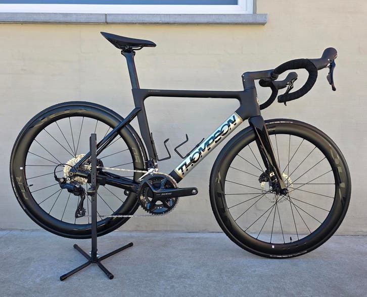 Thompson Grammont 105/12Sp * + TRC FCR50 Carbon Wheels **, Vélos & Vélomoteurs, Vélos | Vélos de course, Enlèvement