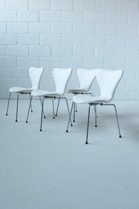 Fritz Hansen - Arne Jacobsen - Stoel (6) - Series 7 / Model, Antiquités & Art, Antiquités | Meubles | Chaises & Canapés