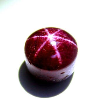 1 pcs Rouge, Violet Rubis, Rubis étoilé - 4.07 ct -, Bijoux, Sacs & Beauté