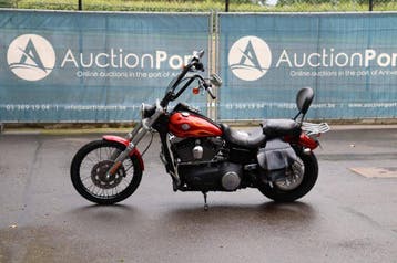 Veiling: Motor Harley Davidson Dyna Wide Glide Benzine 2013, Motos, Motos | Harley-Davidson