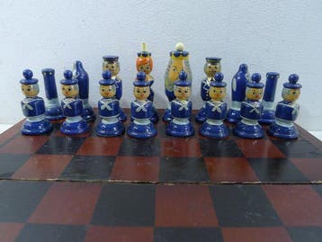 jeu déchecs Matriochka armee marine sovietique king 105 mm