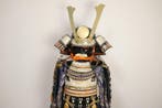 Levensgrote Japanse samurai-harnas — Zwartgelakt Nimai-D