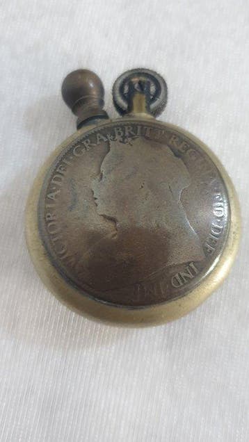 Authentic WWI Trench Art Lighter – Historic Coins from Great, Nieuw