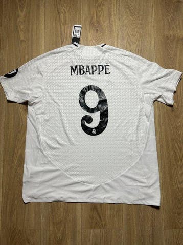 Real Madrid - Kylian Mbappé - 2025 - Voetbalshirt
