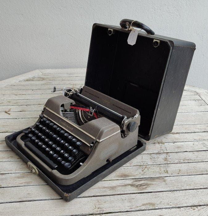 Underwood Universal - Machine à écrire - 1940-1950, Antiek en Kunst, Kunst | Designobjecten