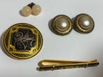 Collection thématique - Broche, clip de cravate, paire de