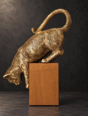 Beeldje - Kat in speelse houding, goudkleurig - Hars