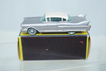 Matchbox 1:64 - Modelauto - Matchbox MB27c Cadillac Sixty, Hobby & Loisirs créatifs, Voitures miniatures | 1:5 à 1:12