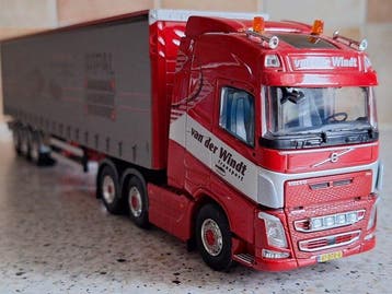 Tekno 1:50 - Model vrachtwagen - VOLVO FH04 Globetrotter -, Nieuw