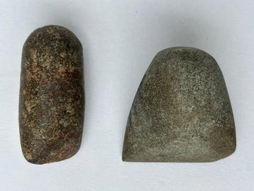 Néolithique diabase 2 Haches en pierre (6000-4000 BP) (Sans