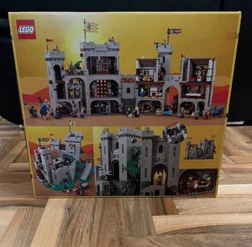 Lego Set - 10305 - Castle - Lion Knights Castle -