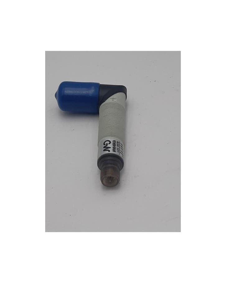 Micro Detectors MP0/00-0E6KDA7Y sensor, Articles professionnels, Machines & Construction | Travail du bois, Envoi