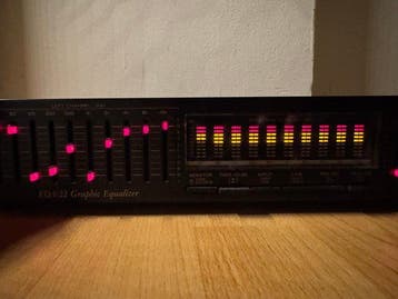 TEAC - EQA-22 Stereo grafische equalizer, Nieuw