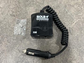 Veiling - 5x Sola KFZ-adapter CC van 12V naar 220V, Auto diversen, Nieuw