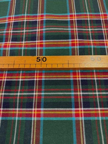 1791Verfijnd tartan, gekleurd in dubbelgaren, met twee