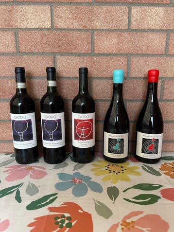 Giodo: Brunello 2016 x2, Quinta 2023, Carricante 2023,, Nieuw