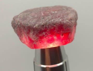 404 cts - ÉNORME rubis non traité - Rugueuse- 80.8 g
