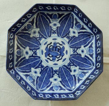 Schotel - Porselein - Japanse Ko-Imari (Oud-Imari)