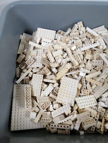 Lego - geen serie - Partij van 4000 witte bouwstenen