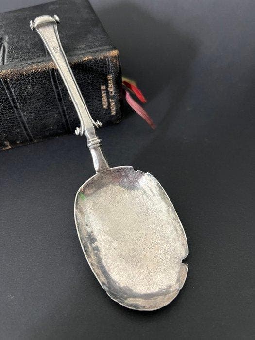 Zeldzame servicelepel van zilver — Luik, Regentesperiode, Antiek en Kunst, Kunst | Niet-Westerse kunst