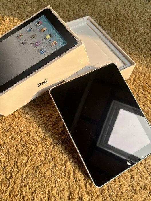 Apple iPad 1 (1st Generation) - 32Gb A1219 - Computer - In, Games en Spelcomputers, Spelcomputers | Overige Accessoires