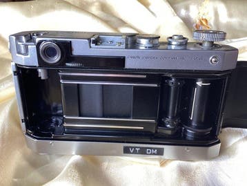 Canon Model VT de luxe (Version 1) - 35mm Body Meetzoeker
