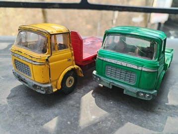 Dinky Toys 1:43 - Model vrachtwagen (2) - Berliet camion, Nieuw