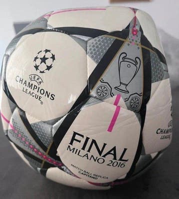 Voetbal Europees kampioenschap - Bal, Nieuw
