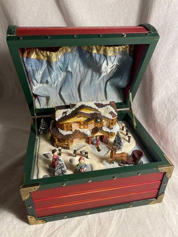 Splendide boite à musique de Noel Rouge , décors animé et, Nieuw