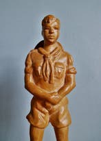 Paul Sersté (1910-2000) - sculptuur, Scoutsjongen - 35 cm -