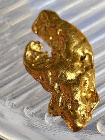 Goud Goud nugget- 0.33 g - (1)