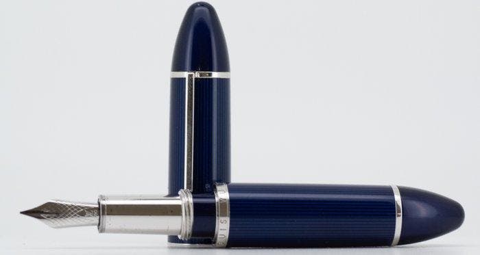 Louis Vutton - Stylo à plume, Collections, Stylos