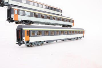 Roco H0 - Modeltrein personenwagen (3) - Drie corail, Nieuw