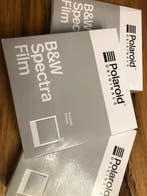 Polaroid 3x Spectra Film B&W | Instant camera
