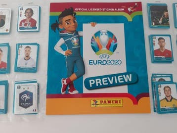 2020 Panini - 1 Empty album + complete loose sticker set -