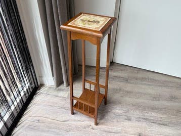 Plantentafel - Hout - Eiken plantenzuil, Antiek en Kunst