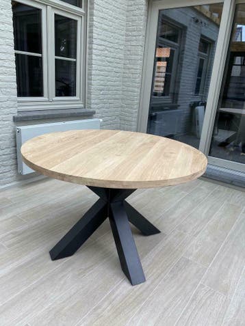 Aerts massief eiken eettafel, rond + spinpoot (A-keuze), Nieuw, Eikenhout