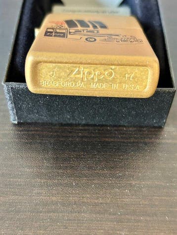 Zippo - J17 Gold Zippo Chrysler promo car - Zonder, Collections